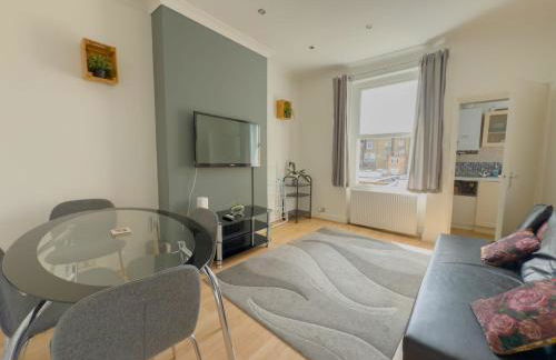 Modern 2-Bed Apartment Paddington Stay Sleeps 5 - Foto 2