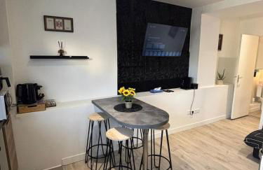 COCON Cosy - Free Parking - City Center - Foto 15