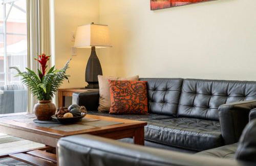 Sunkist Getaway - Photo 31