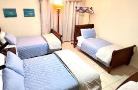 lovely 2BED 2BA vacation rental near the Beach - Photo 3