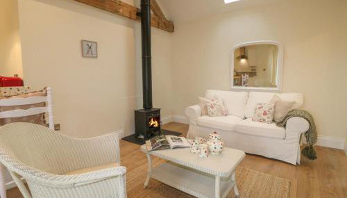 March Hare - Photo 3