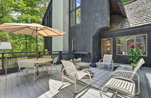 Luxe Plymouth Chalet with Indoor Pool and 3 Decks! - Foto 19