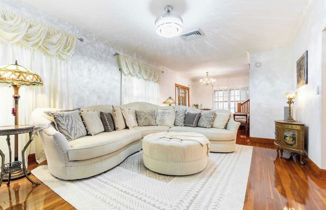 Las Olas Oasis by Avantstay Minutes to the Beach + Hot Tub - Foto 4