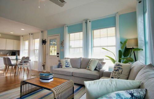 Seabreeze Sueños ※ Surfside Abode a Walk to Beach - Foto 11