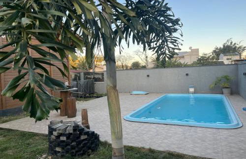 Casa com piscina - Foto 2