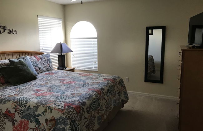 7 Bedroom Home With Private Screened Pool Spa Gameroom and 2 Master Suites by Florida Dream Homes - Foto 6