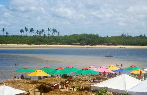 Luxuosa casa, a 150m da praia - Foto 44