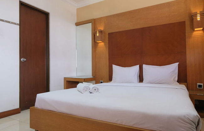 Spacious And Homey 3Br Apartment At Majesty - Photo 2