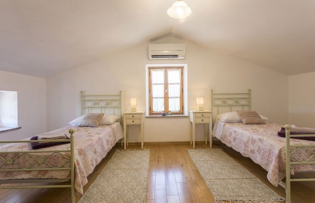 Holiday house Matija with a pool - Foto 4