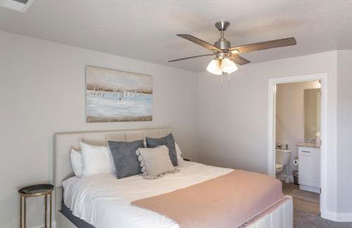 Poolside Plunge - Foto 20