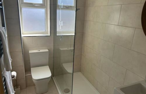 Best rated in Barnsley- apartment sleeps 4 & 5 minute walk to town centre - Foto 17