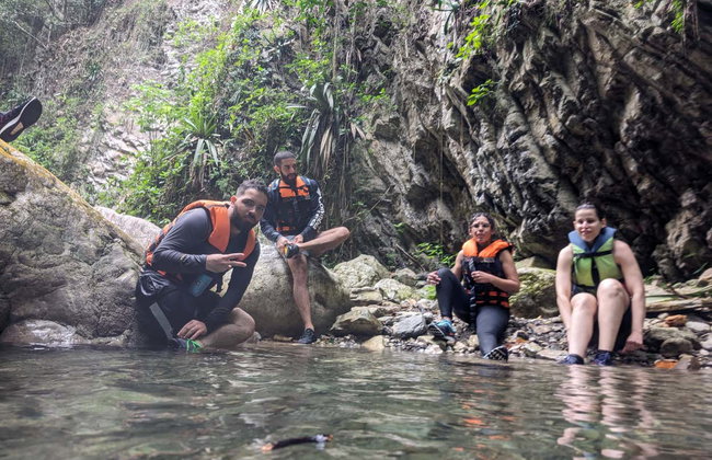 Hike to El Habitáculo Waterfall - Foto 4