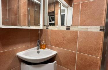 Private Studio by Wembley - Photo 5