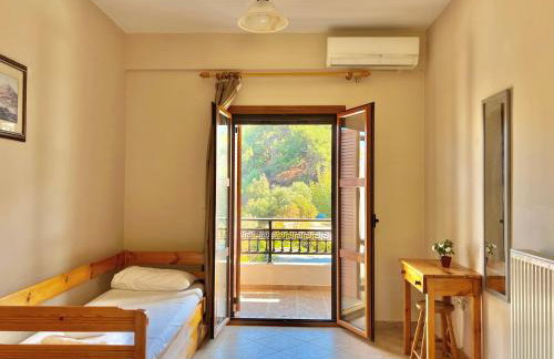 Marinos Studios and Apartments - Foto 7