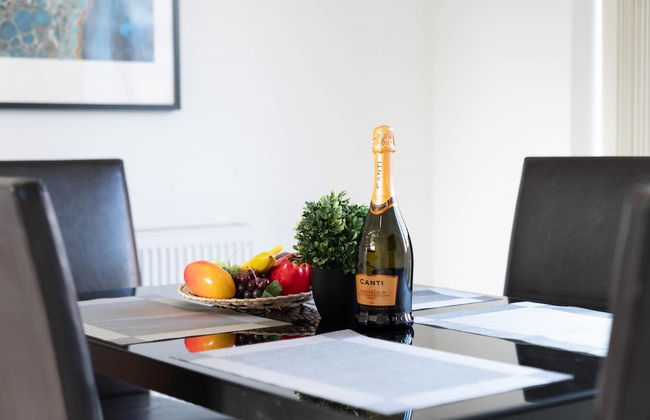 Modern West Midlands Family Home With Garden - Foto 7