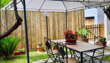 The Green House Suite & Apartment - Foto 2, Garden, Garden view