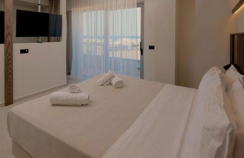 The Z Suites - Photo 18