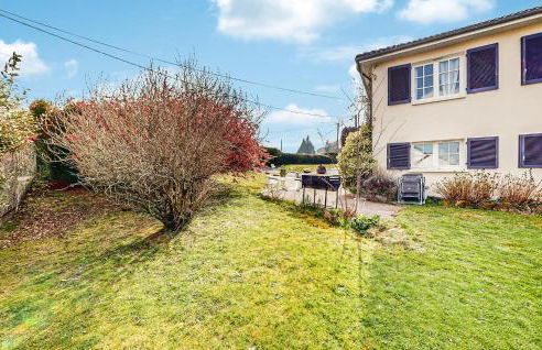 1 Bedroom Amazing Apartment In Treignac - Foto 9