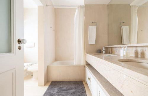 Villa Alice - Walk to beach Pool Tennis court - Foto 28