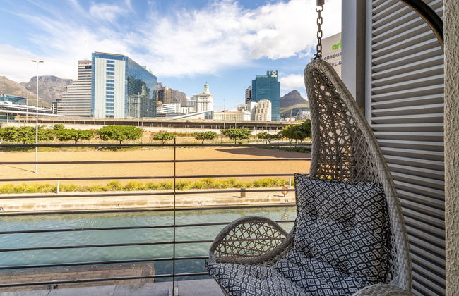 Experience Uninterrupted Comfort Fully Furnished 2br Flat Free From Loadsheding - Foto 25