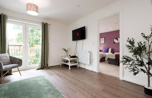 large 2 bed central apartment with balcony and private parking - Foto 15