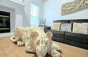 Pool house Best location in Wesley Chapel - Photo 73