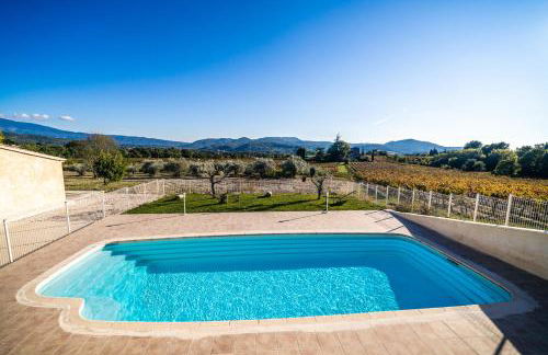 Gîte "La Sainte-Croix", Traditional Provencal House for 8 People, Private Swimming-Pool, Air-Conditioner, Beautiful Scenery - Photo 2