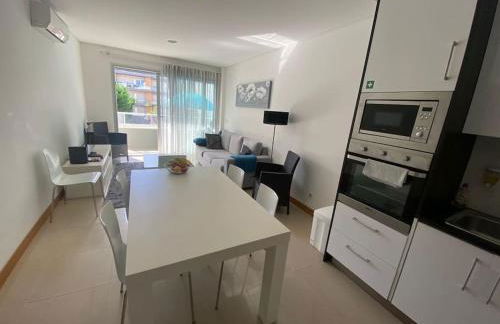 Modern Apartment * 2 Bedrooms * Pool - Foto 12