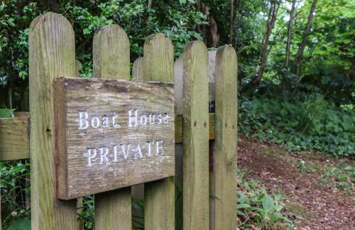 The Sharpham Boat House - Photo 6