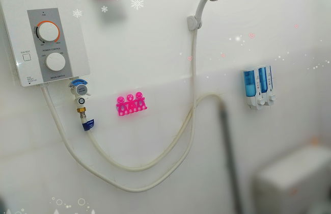 H Homestay - Semi D 1000Mbps (1Gbps) Wifi, Astro & Private Parking - Foto 11