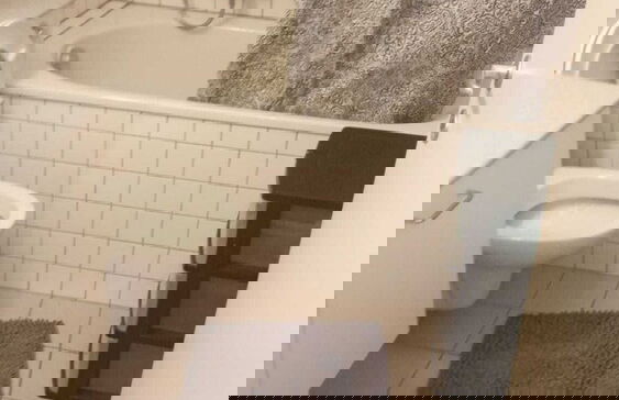 Entire Flat Close to Airport, Train, Center for 7 - Foto 24