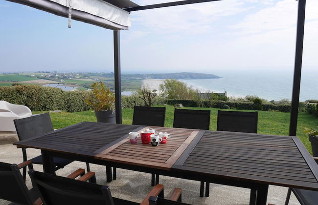 Villa in Crozon With Sea Views & Sandy Beach - Photo 16