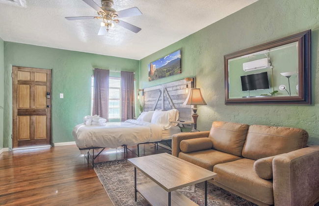 1BD Suiteclose to Red Rocksdogs Welcome! - Photo 4