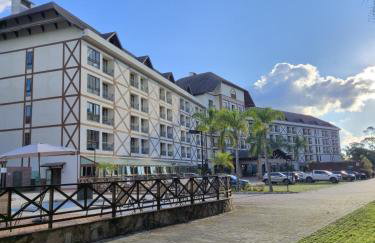 Apart Vista Azul - Conforto com a vista para a mata de pinheiros - Foto 42