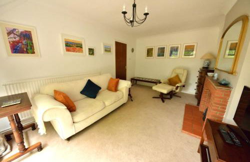 Cosy house, a train spotter's delight! - Foto 7