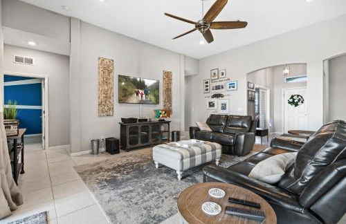 Beautiful Cape Coral Oasis! King Bed, BBQ, Heated Pool, PVT Yard & Much More! - Foto 14