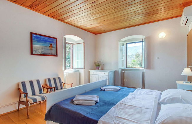 Holiday Home in Osor Near Sandy Beach - Foto 2