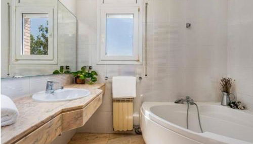 MAGNÍFICA RESIDENCIA - Photo 4