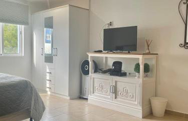 Bayview Apartment 213 - Photo 6