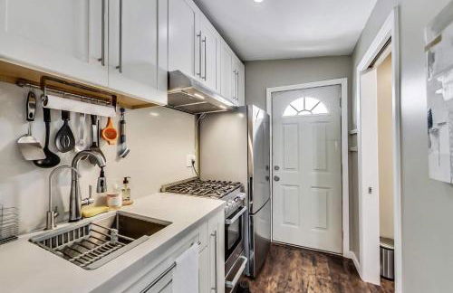 West Oakland Charm 5br4ba AC WD - Photo 25