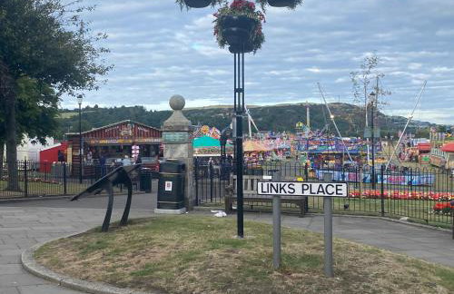 Burnt Island 2 bed apartment with stunning views - Foto 41