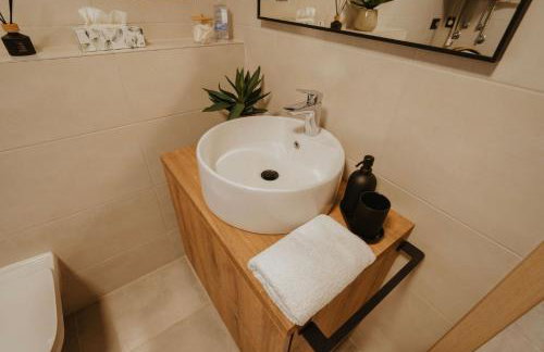 Apartman VI u centru Kutine - Foto 11