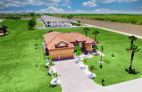 Luxury Villa in Punta Gorda Isles - Photo 39