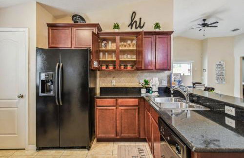 Cozy family Home 5b3b Private Pool 11Mil Disney - Foto 57