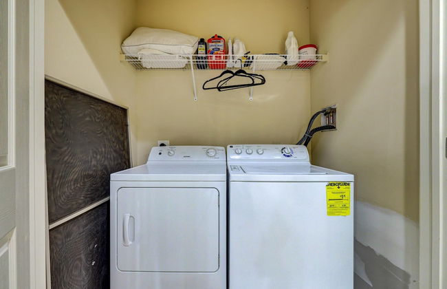 Pocono Retreat -1 Mile to Lake and Skiing - Foto 39