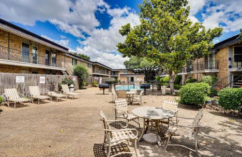 Condo 9 Mi to Dtwn Dallas BBQ By the Pool! - Foto 23