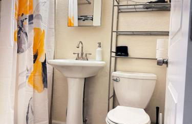 Cozy Corner 10mins to Downtown - Foto 19