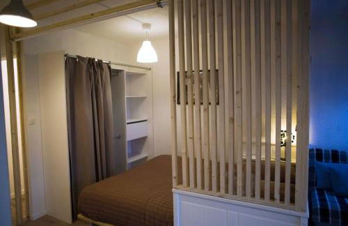 Appartement T1bis avec jardinet au calme - Photo 22