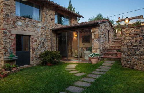 Villa Matilde, with Private Pool on the Lucca Hills - Foto 50