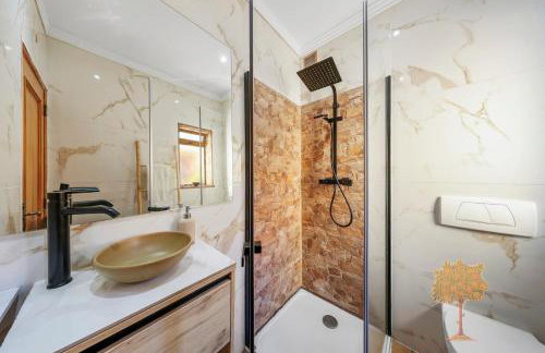 "Orange Tree Villa in Alvor - South - facing Family Villa with Private Poll" - Foto 18